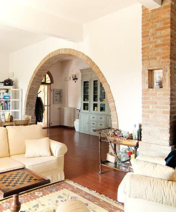 Lorenzana Stunning Country House Overlooking Tuscany Hills מראה חיצוני תמונה
